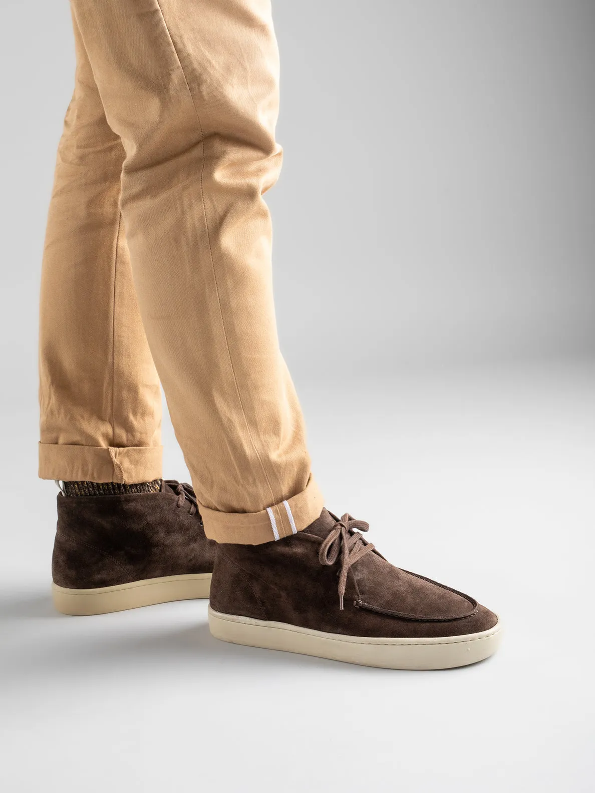 BUG 002 - Brown Suede Chukka Boots