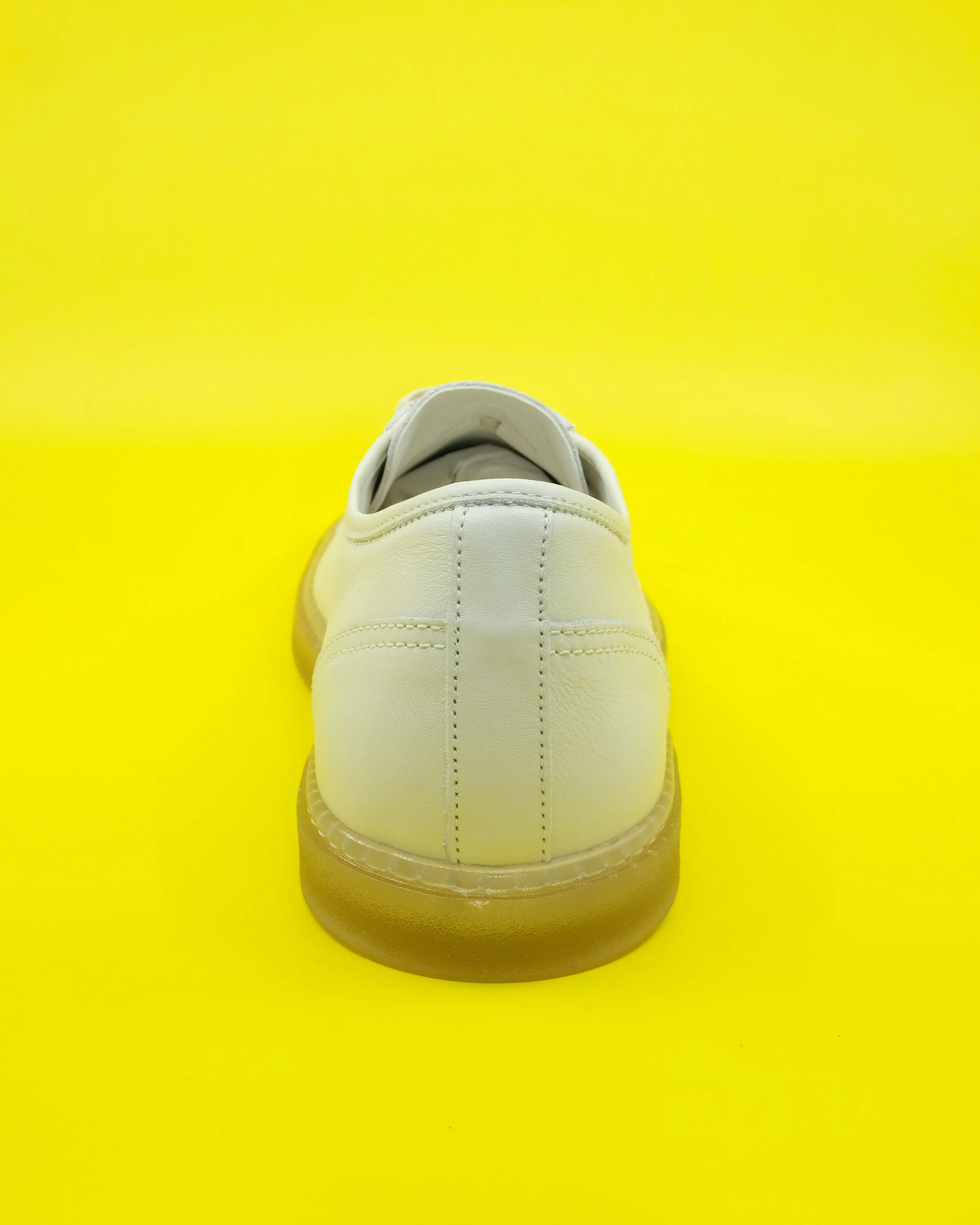 Clay White Cow Leather Linoleum Basic Laced Up Trainers