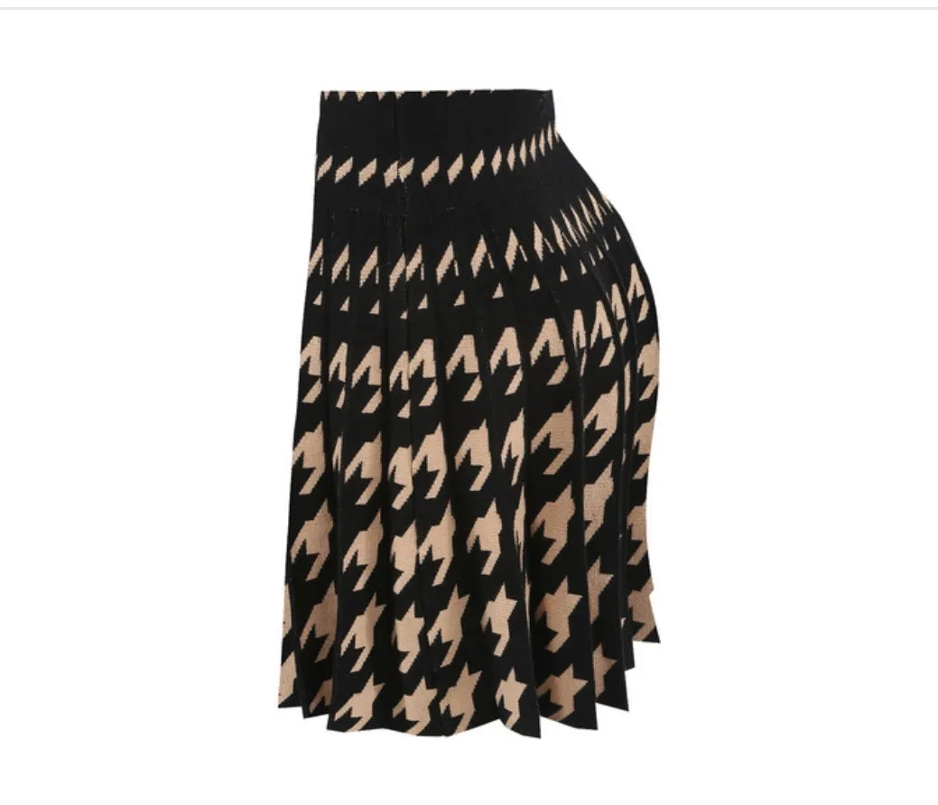 Dog tooth pleated knit swing skirt - camel, black