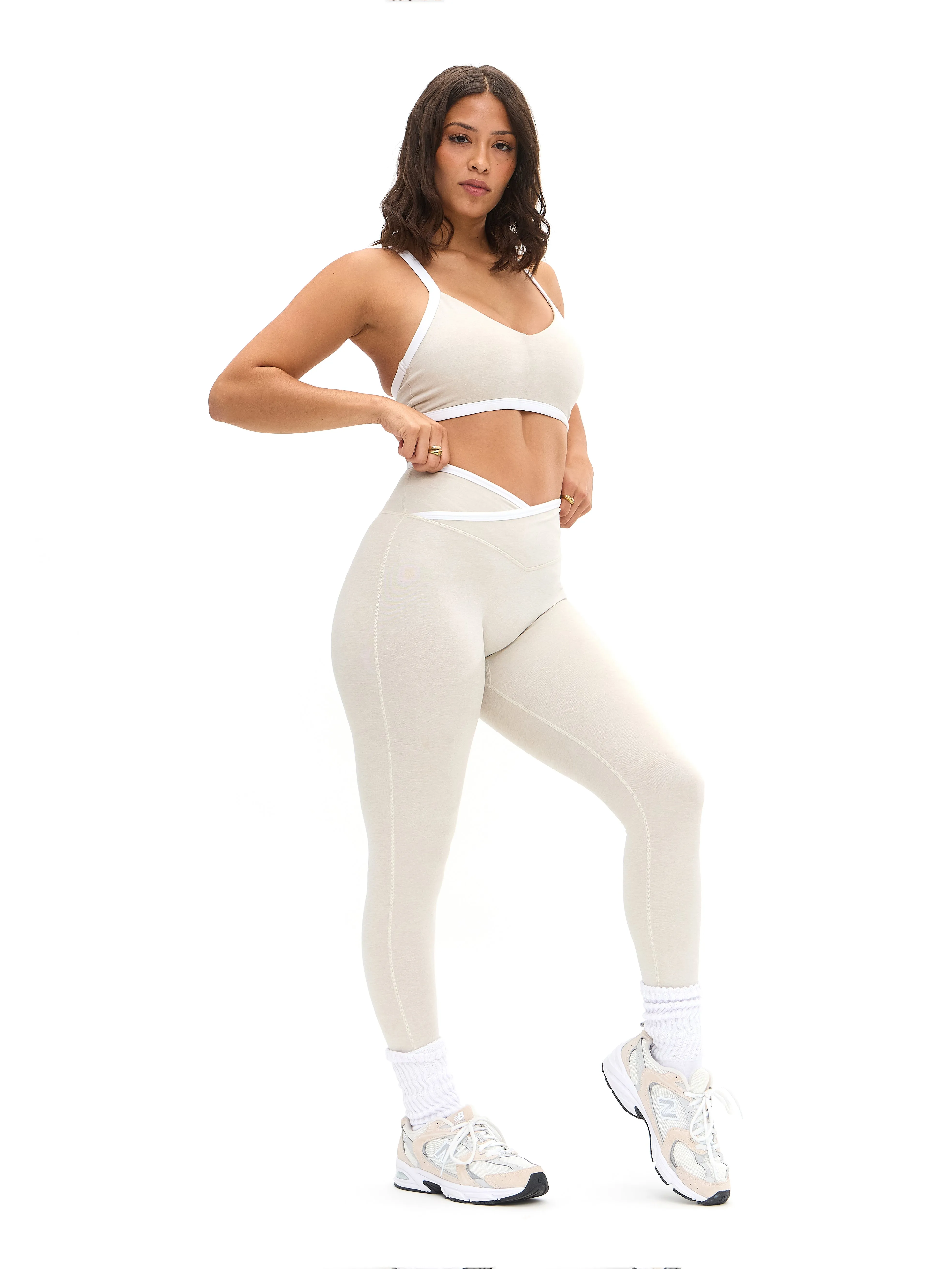 Dream Heather Contrast Sports Bra - Bone and Ivory