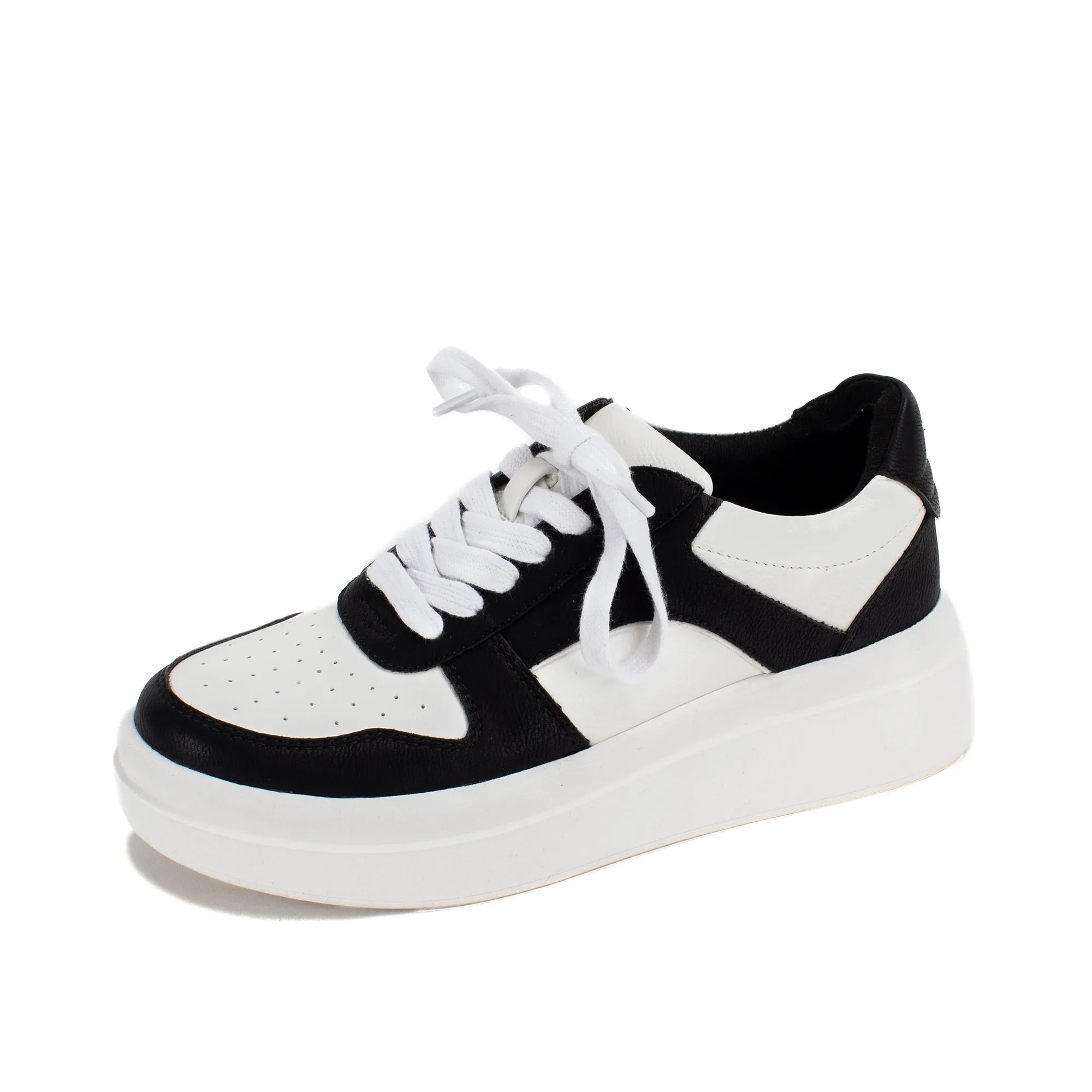 Emma Flatform Sneaker