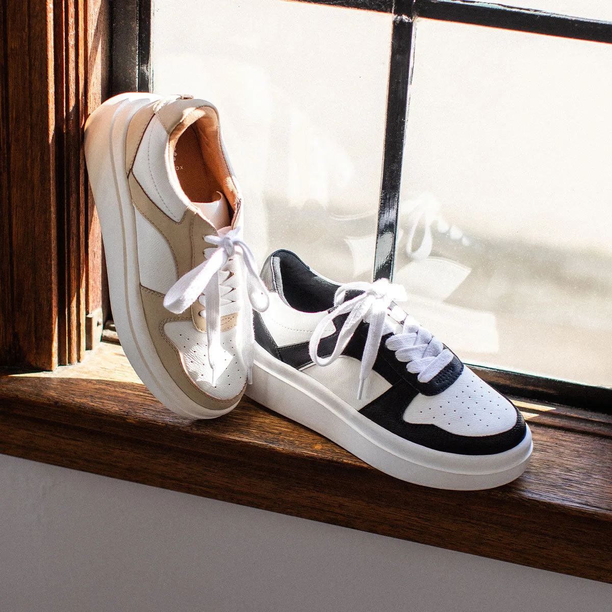 Emma Flatform Sneaker