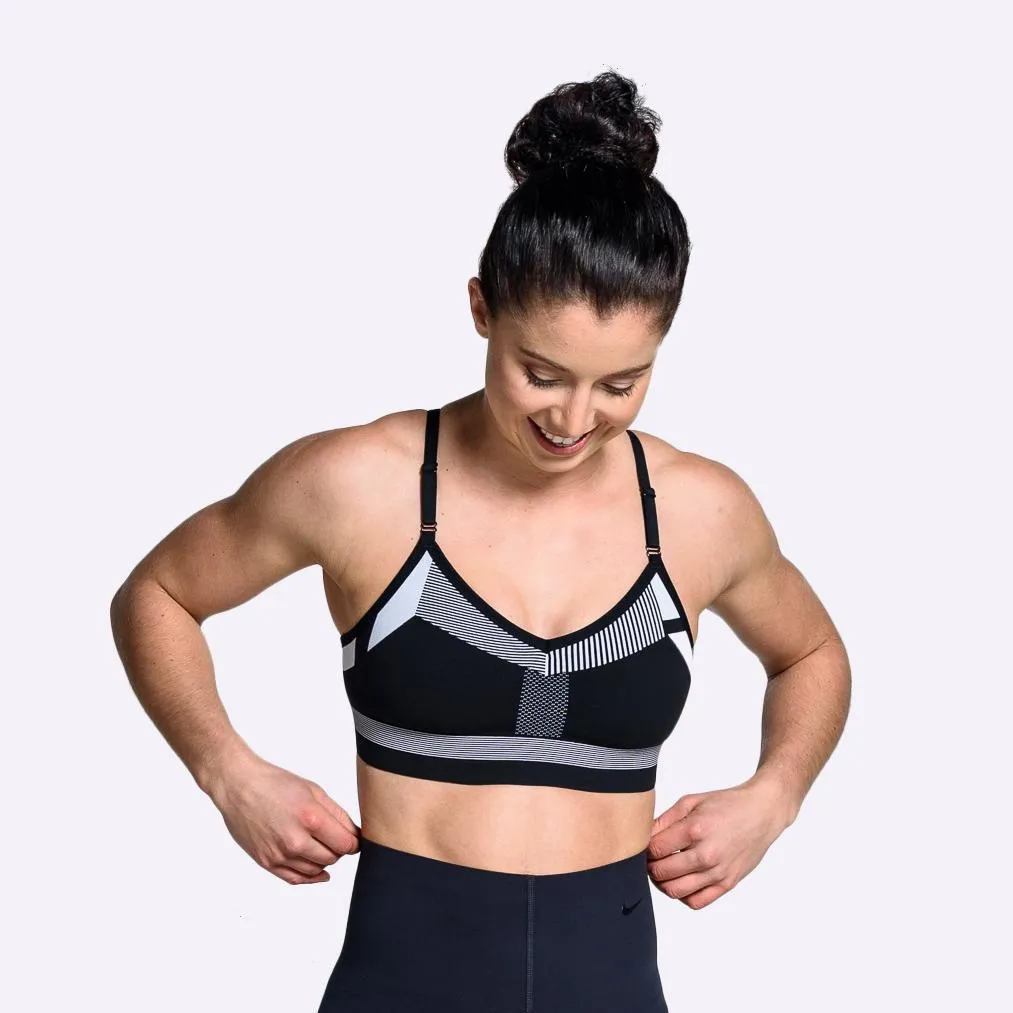 Nike Flyknit Indy - Women's Medium Support Sports Bra - Black/White